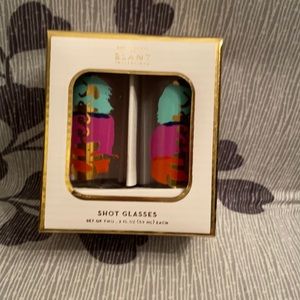 Slant collectibles pack of 2 shot glasses say Cheers.